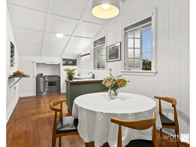 2 Quandeine Street, Stafford QLD 4053