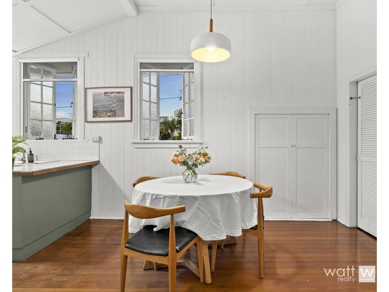 2 Quandeine Street, Stafford QLD 4053