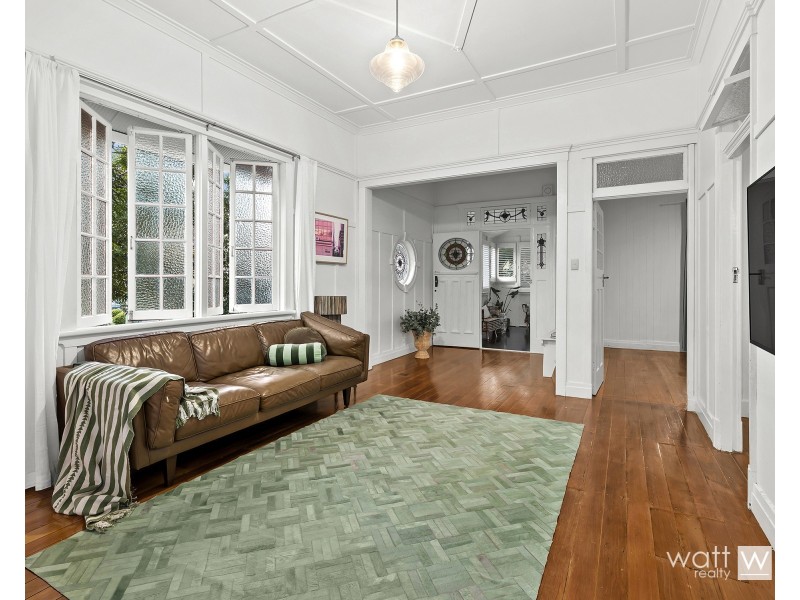 2 Quandeine Street, Stafford QLD 4053