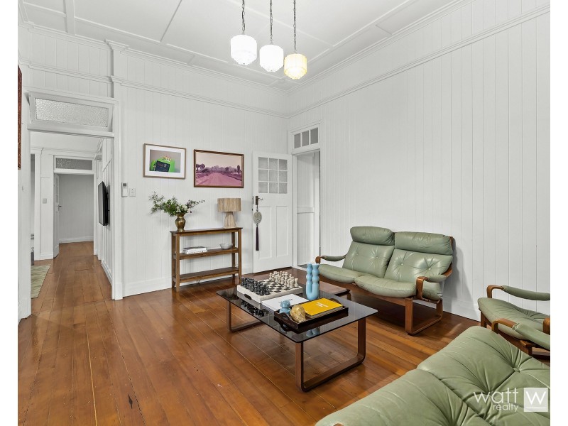 2 Quandeine Street, Stafford QLD 4053