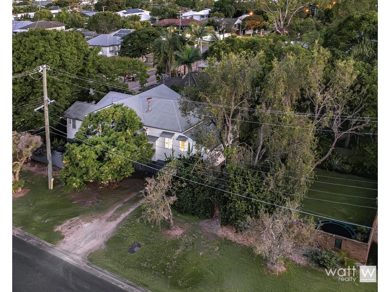 2 Quandeine Street, Stafford QLD 4053