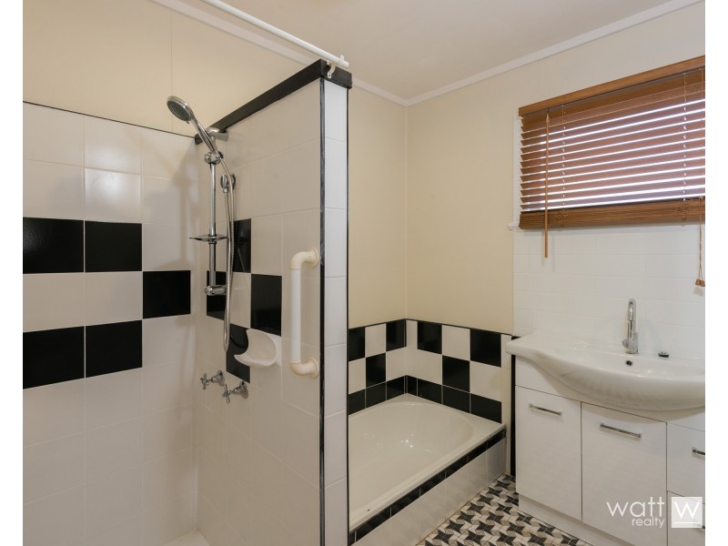 25 Carrie Street, Zillmere QLD 4034