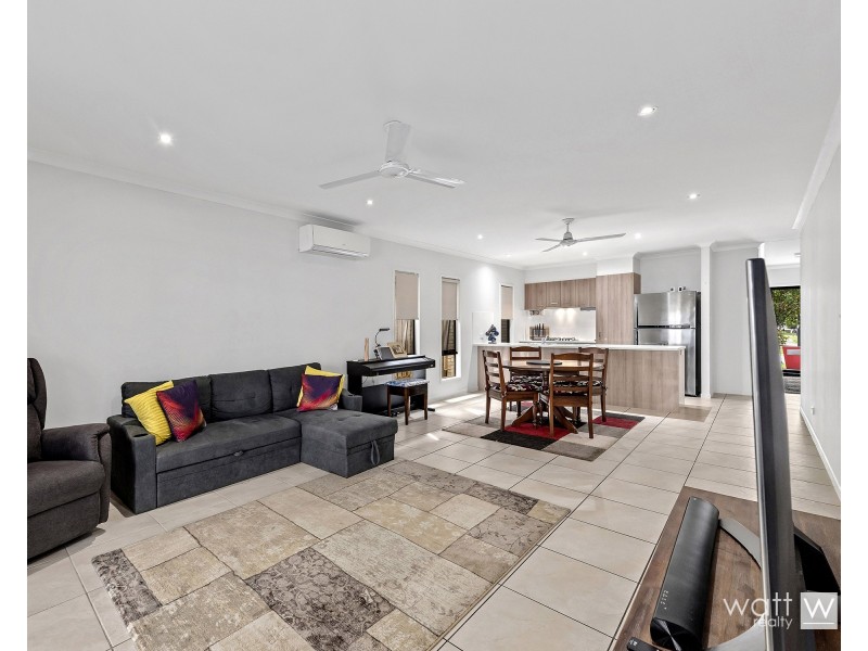 4 Watarrka Avenue, Fitzgibbon QLD 4018