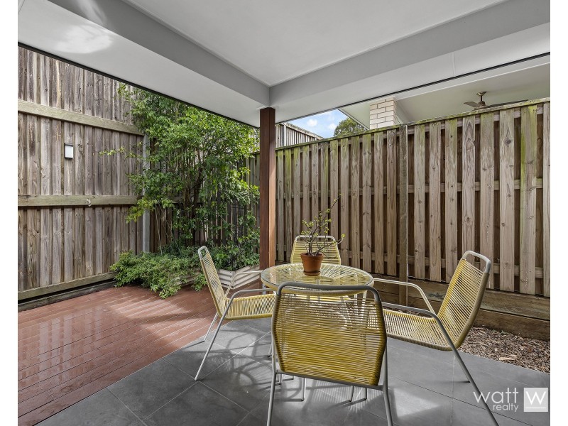 4 Watarrka Avenue, Fitzgibbon QLD 4018