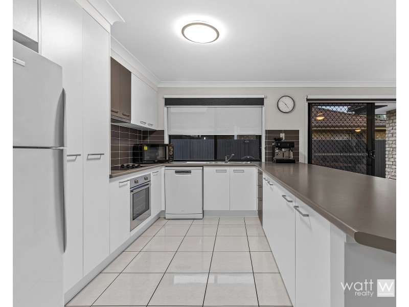 6 Petrie Crescent, Aspley QLD 4034