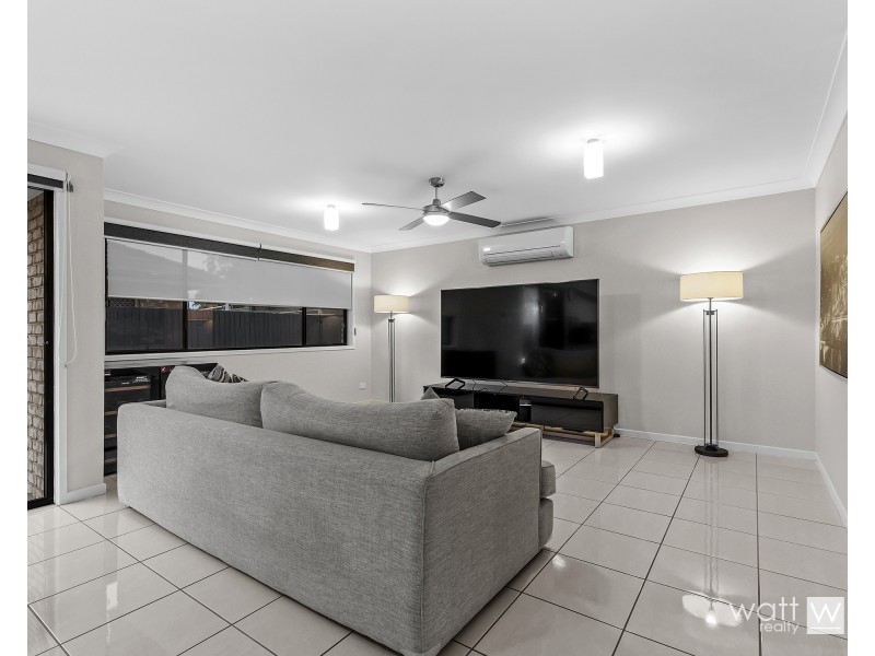 6 Petrie Crescent, Aspley QLD 4034