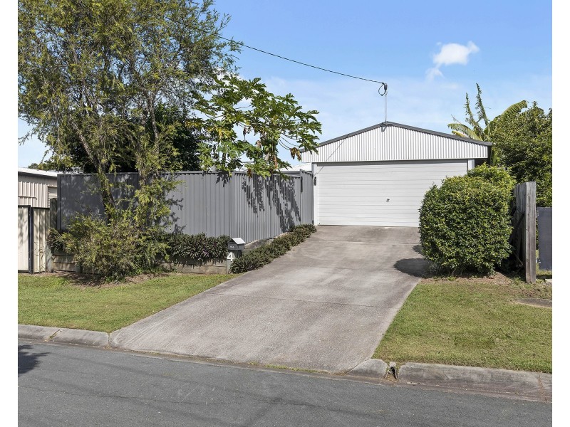 4 Gardner Street West, Kallangur QLD 4503