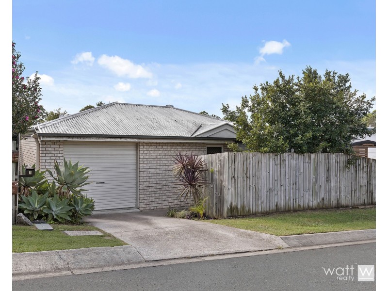 4 Gardner Street West, Kallangur QLD 4503