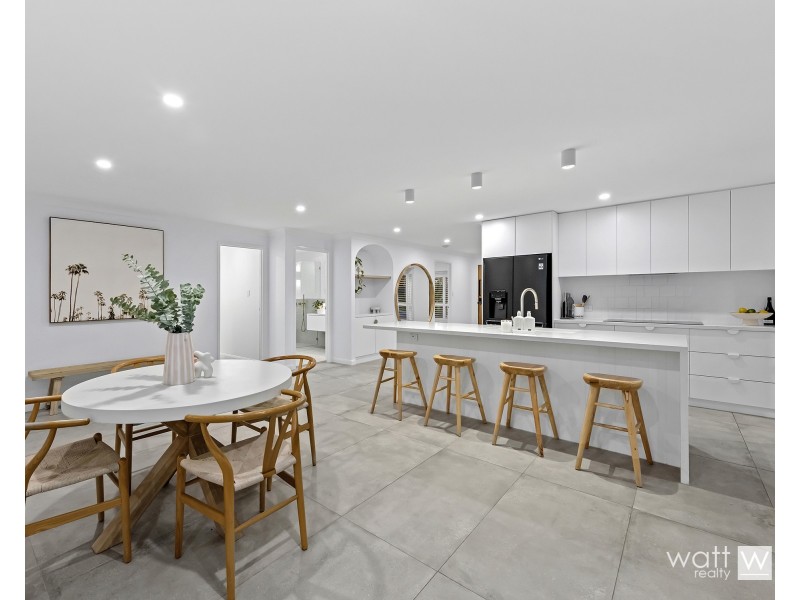 12 Meilland Court, Eatons Hill QLD 4037