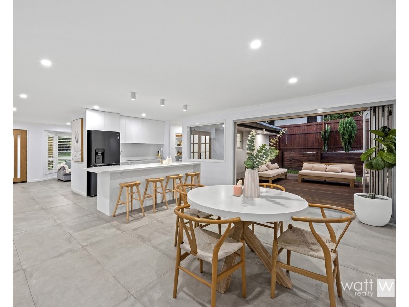 12 Meilland Court, Eatons Hill QLD 4037