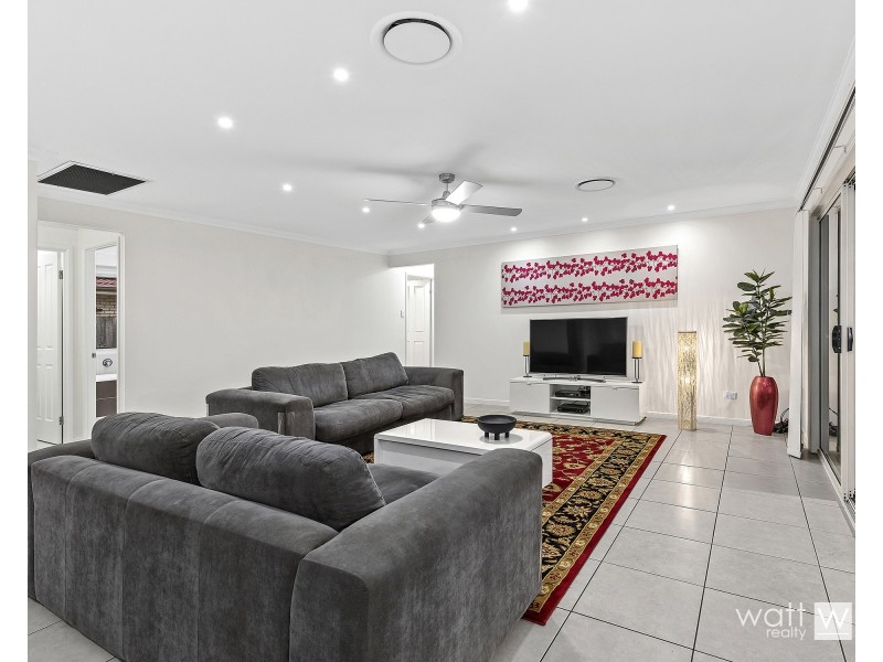 10 Lillydale Street, Carseldine QLD 4034