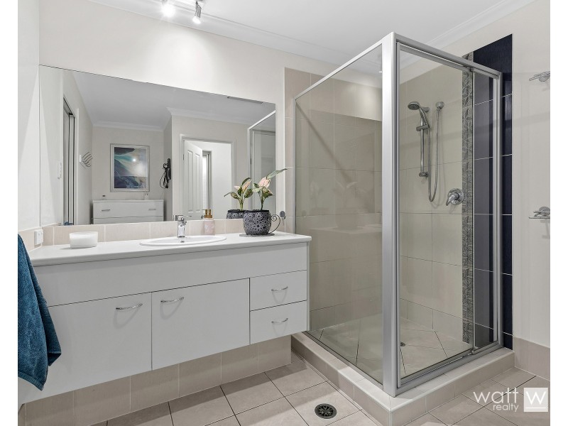 10 Lillydale Street, Carseldine QLD 4034