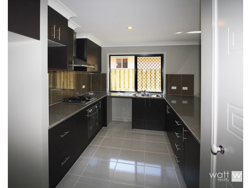 9 Ravenbourne Street, Fitzgibbon QLD 4018