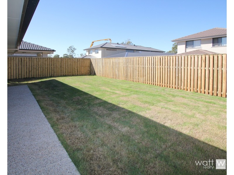 9 Ravenbourne Street, Fitzgibbon QLD 4018