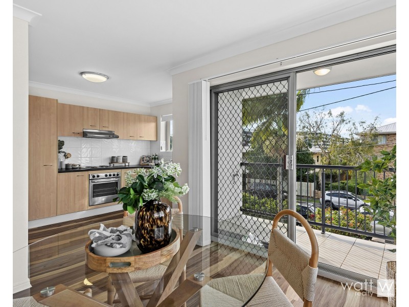2/120 Miller Street, Chermside QLD 4032