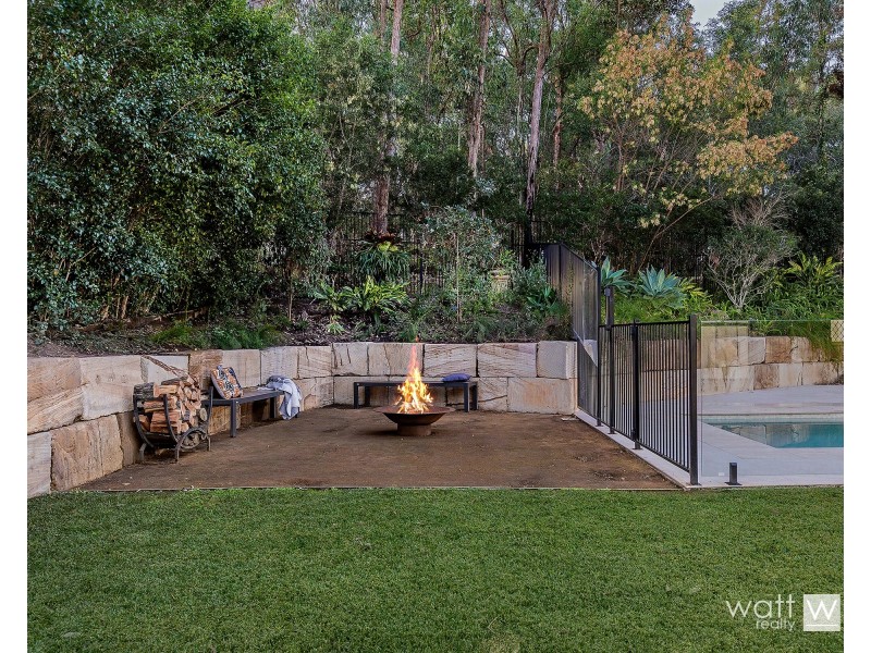 3 Bracken Court, Cashmere QLD 4500