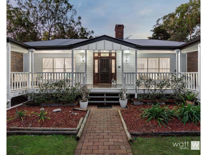 3 Bracken Court, Cashmere QLD 4500