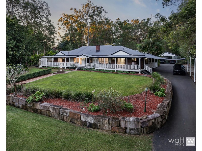 3 Bracken Court, Cashmere QLD 4500