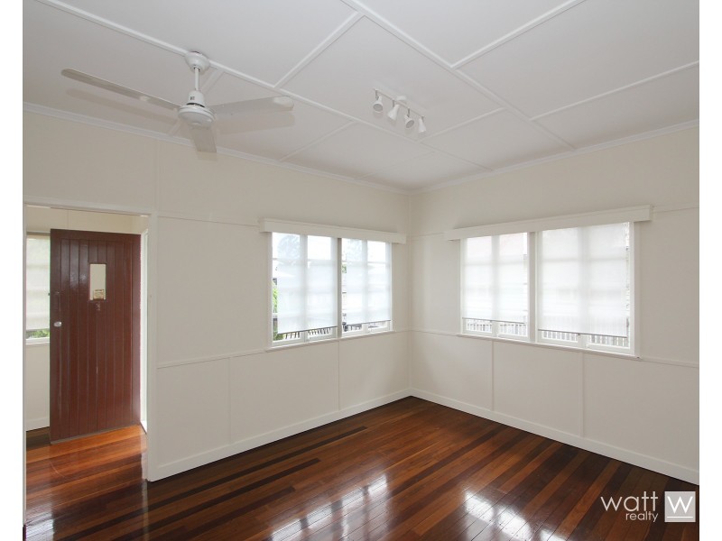 30 Pechey Street, Chermside QLD 4032