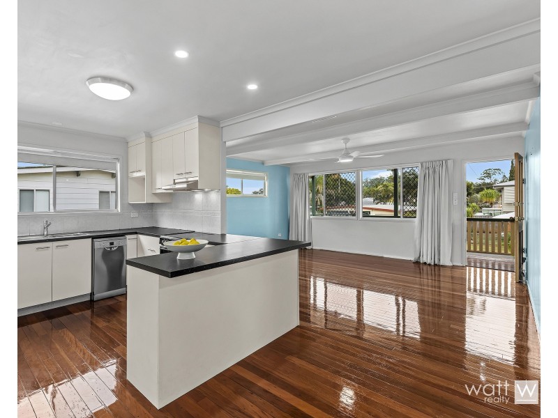 18 Aquarius Street, Kallangur QLD 4503