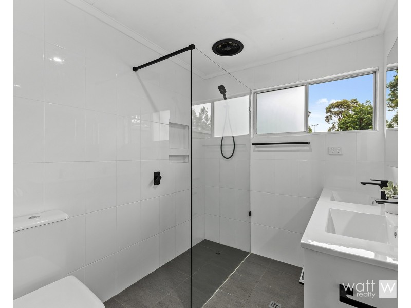 18 Aquarius Street, Kallangur QLD 4503