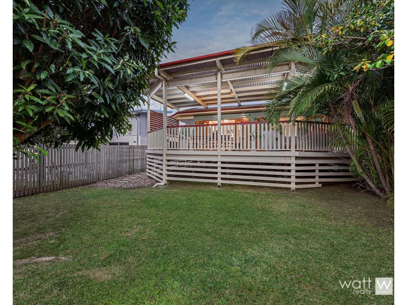17 Kaiyar Street, Chermside West QLD 4032