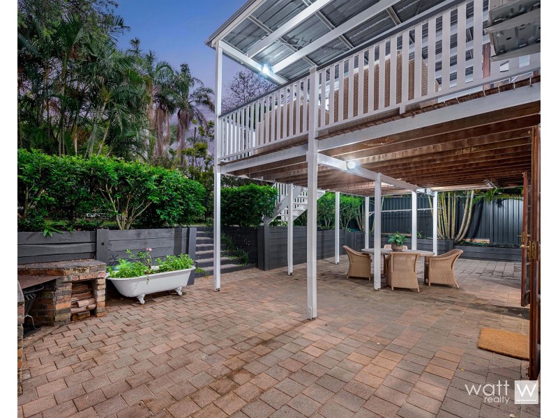 15 Cremorne Road, Kedron QLD 4031