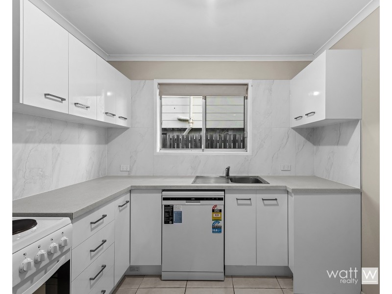 34 Gertrude Street, Redcliffe QLD 4020