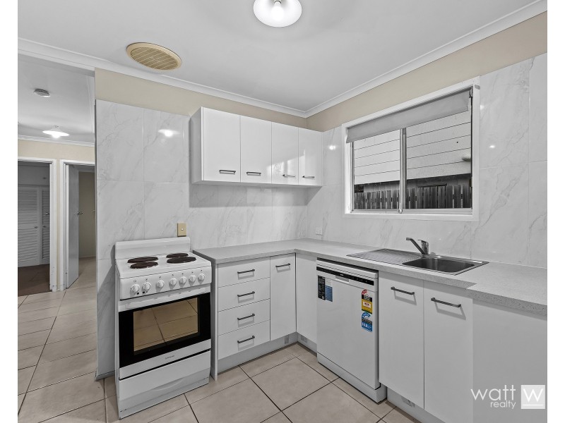 34 Gertrude Street, Redcliffe QLD 4020