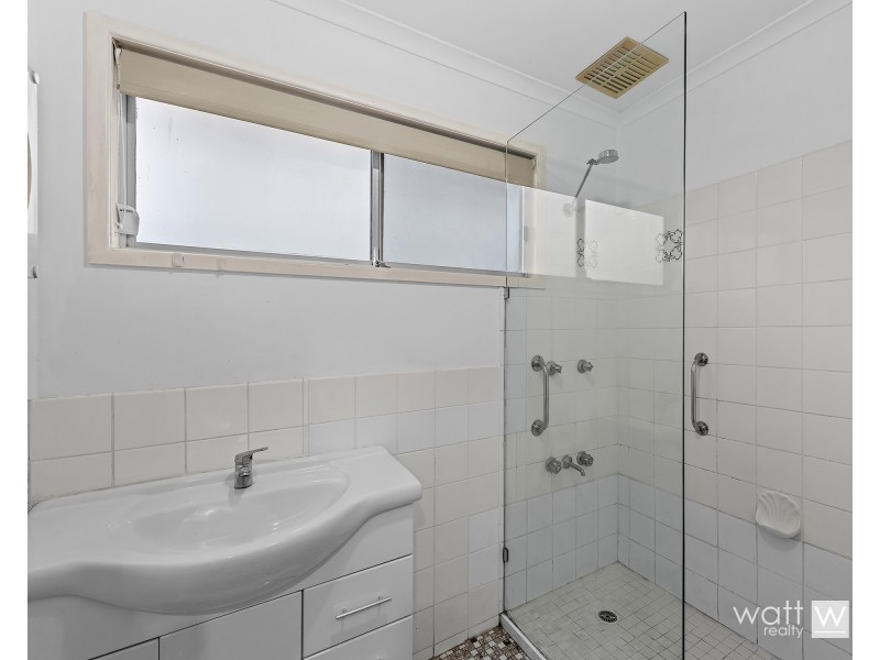 34 Gertrude Street, Redcliffe QLD 4020