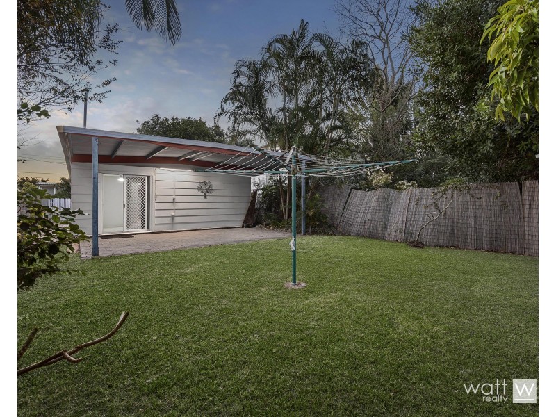 34 Gertrude Street, Redcliffe QLD 4020