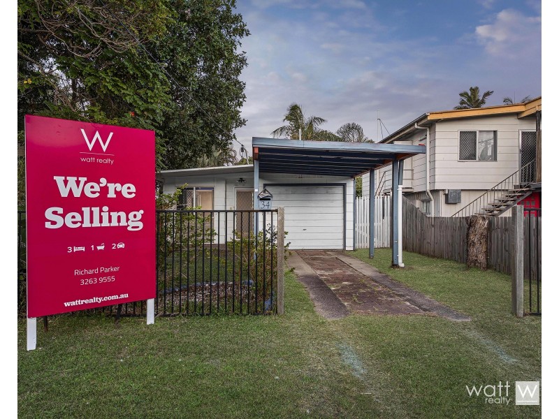 34 Gertrude Street, Redcliffe QLD 4020
