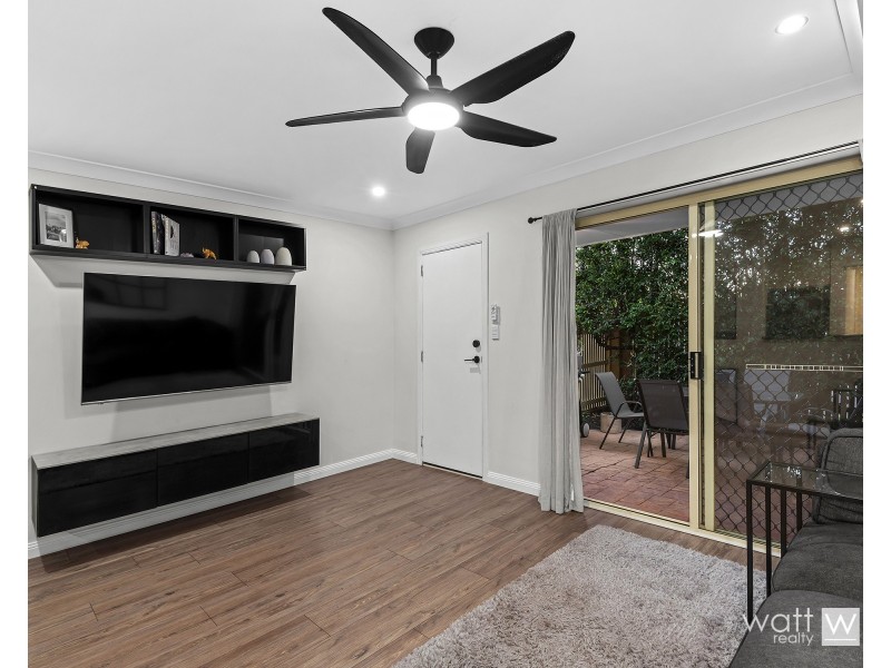 2/55 Latham Street, Chermside QLD 4032
