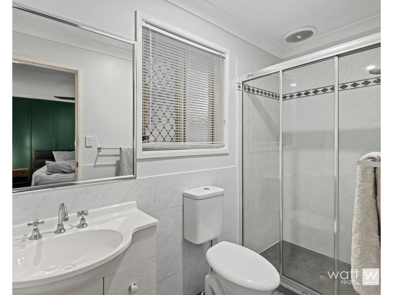 2/55 Latham Street, Chermside QLD 4032