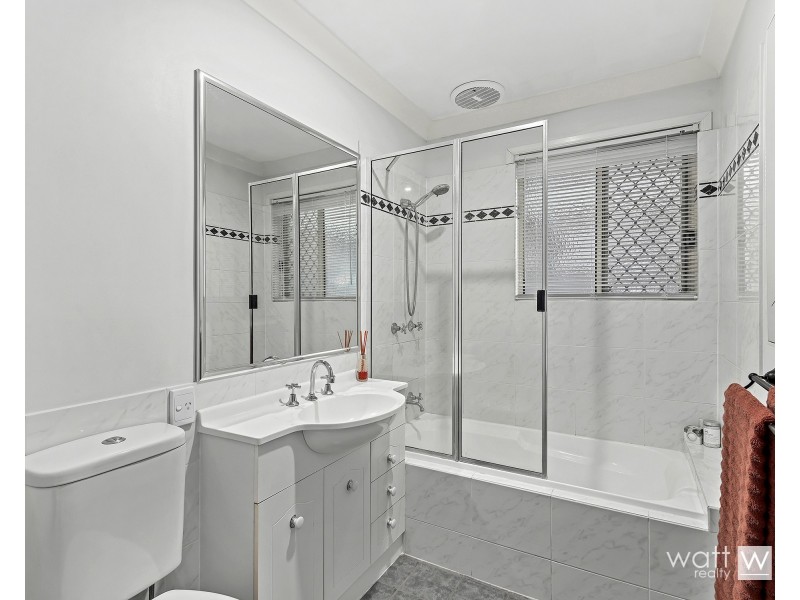 2/55 Latham Street, Chermside QLD 4032