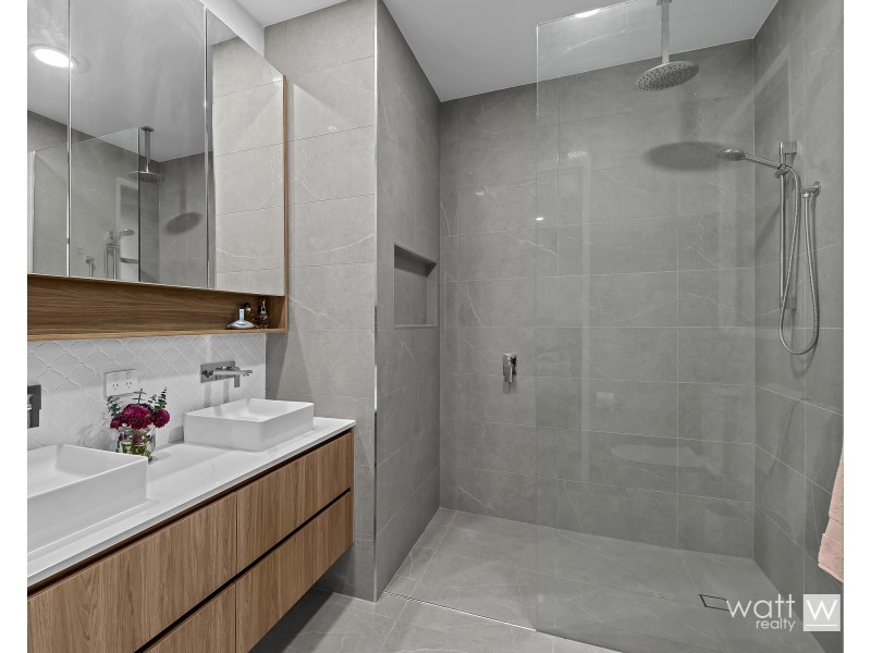 10 Florence Street, Nundah QLD 4012