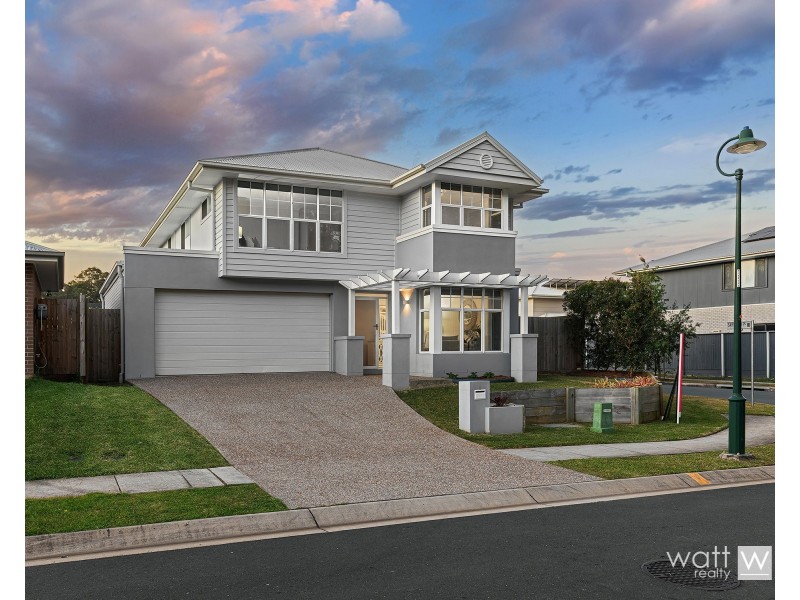 1 Sarsfield Place, Bridgeman Downs QLD 4035
