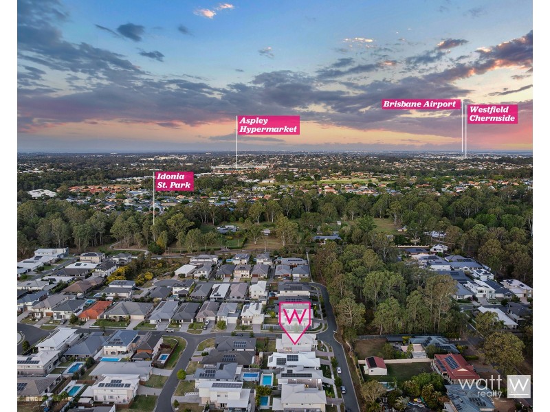 1 Sarsfield Place, Bridgeman Downs QLD 4035