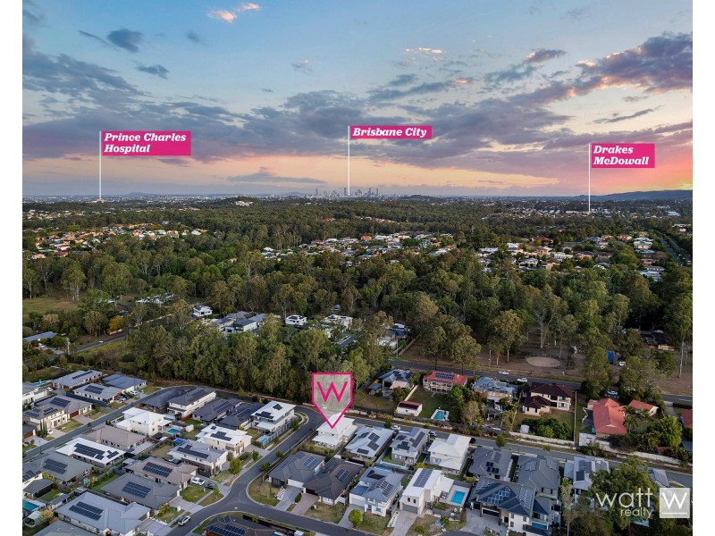 1 Sarsfield Place, Bridgeman Downs QLD 4035