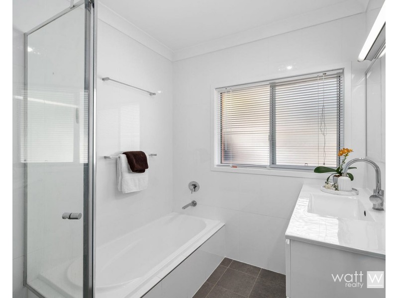 10 Wyngarde Street, Mcdowall QLD 4053