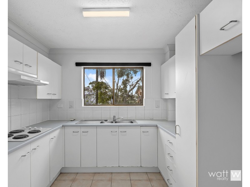 1/37 Victoria Street, Clayfield QLD 4011