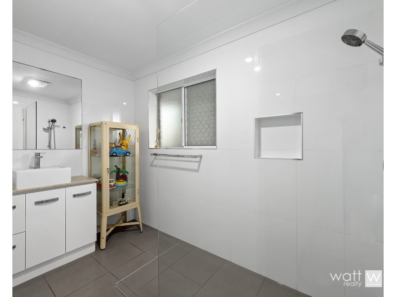 5 Banyan Place, Zillmere QLD 4034
