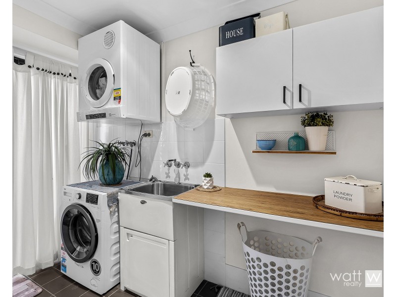 15 Tenzing Court, Warner QLD 4500