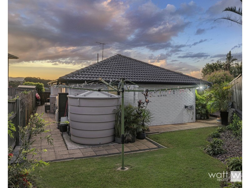 15 Tenzing Court, Warner QLD 4500