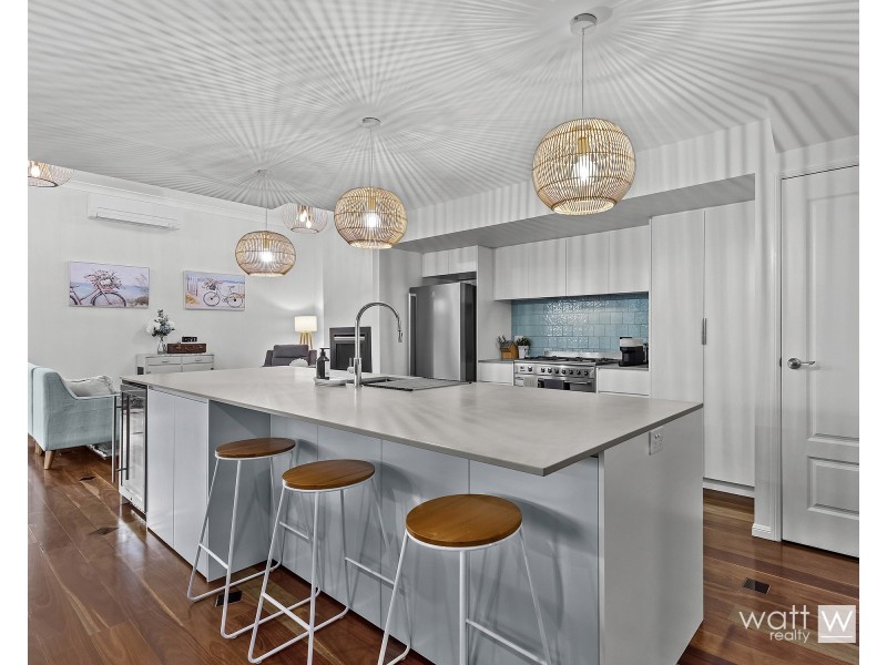 7 Meilland Court, Eatons Hill QLD 4037