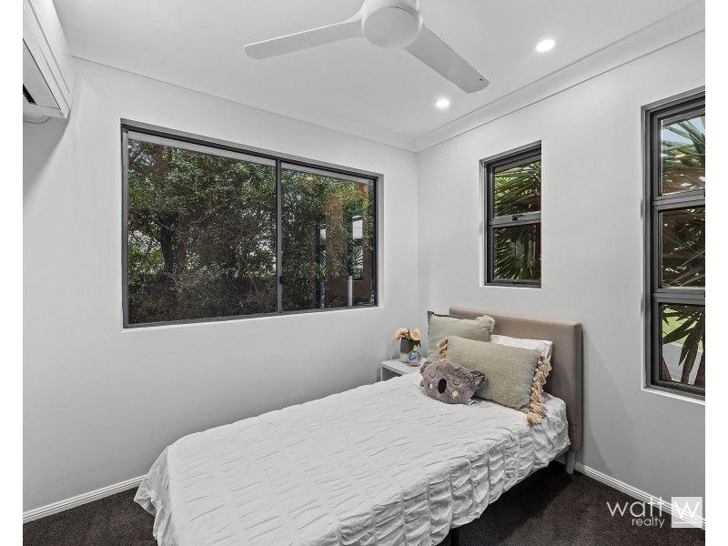 7 Meilland Court, Eatons Hill QLD 4037