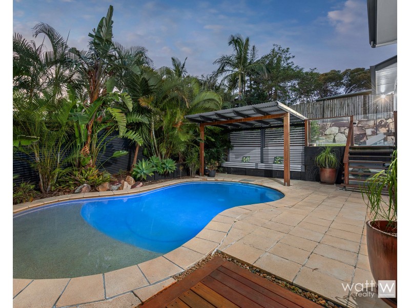 7 Meilland Court, Eatons Hill QLD 4037