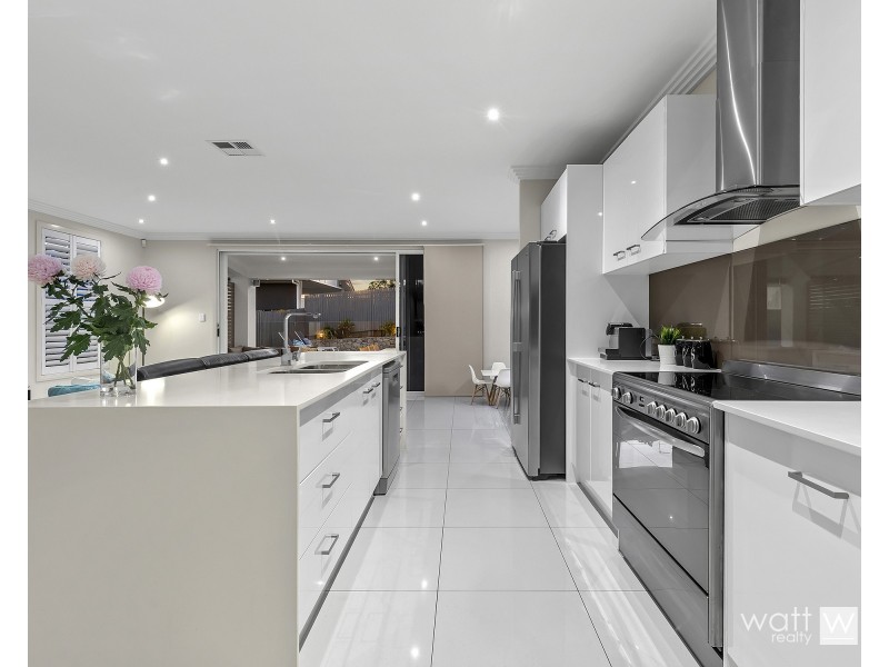 28 Barton Street, Everton Park QLD 4053