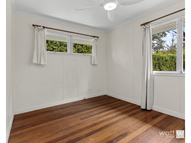 126 Farrant Street, Stafford Heights QLD 4053