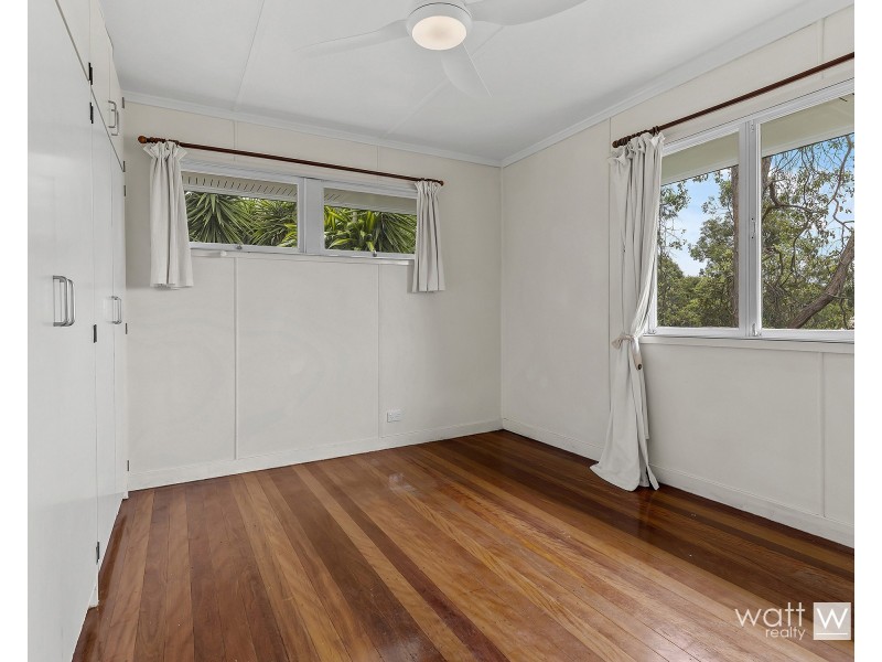 126 Farrant Street, Stafford Heights QLD 4053